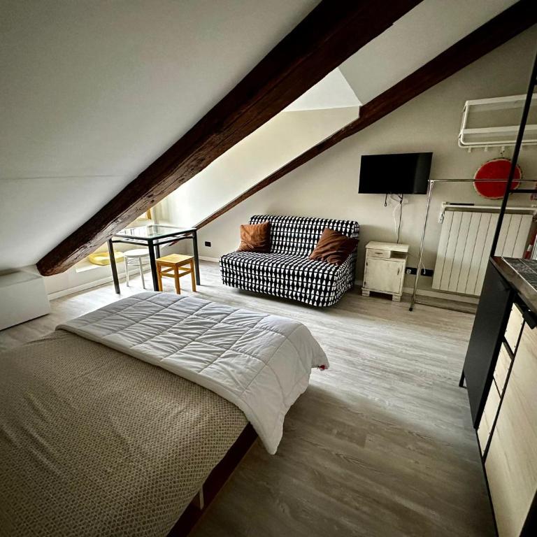 Piccola mansardina nel cuore di Torino - Appartamento con 1 Camera da Letto - 1