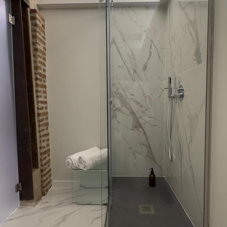 Palazzo Maqueda - Duplex Quadruple Room - 1