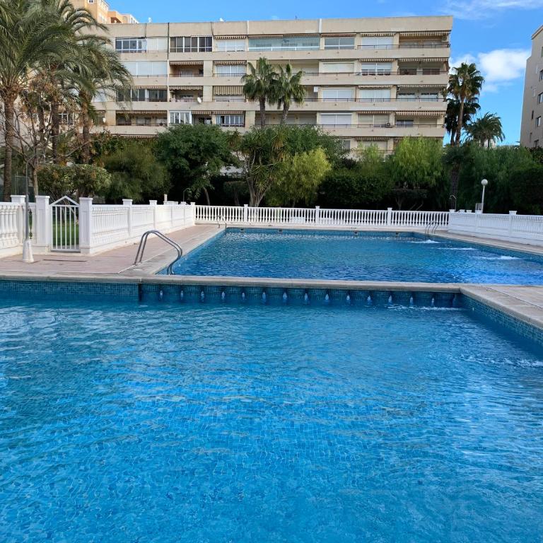 Apartamento primera línea playa Torrevieja El Palmeral - Two-Bedroom Apartment with Sea View - 28