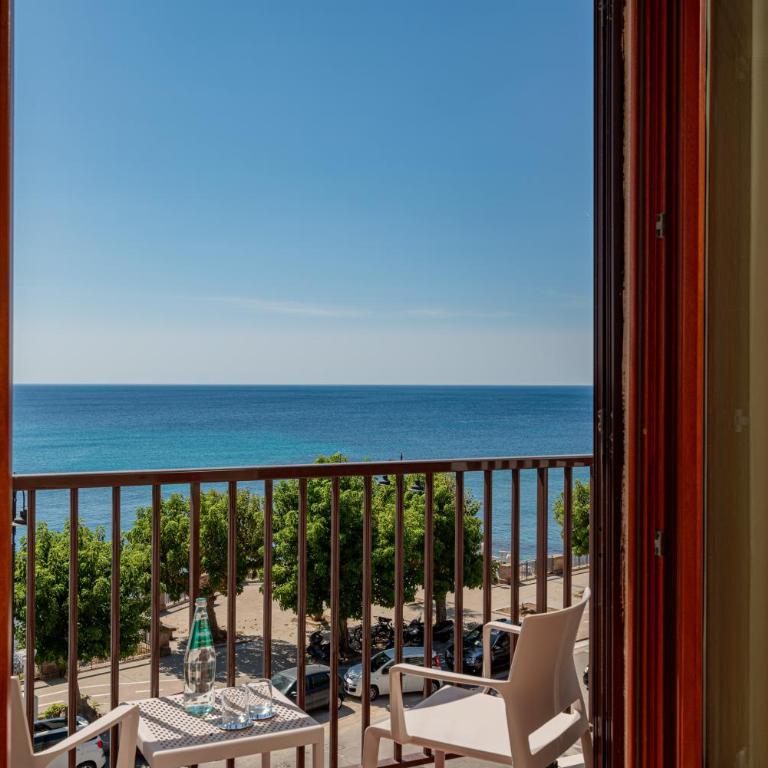 Hotel El Balear - Camera Superior Matrimoniale/Doppia con Letti Singoli con Vista Mare - 1