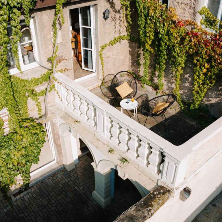 Appartement Residenz Bella Italia - Charmante Unterkunft im Herzen von Würzburg mit Balkon, Terrasse und Parkplatz im Innenhof! - Apartment mit 1 Schlafzimmer - 1