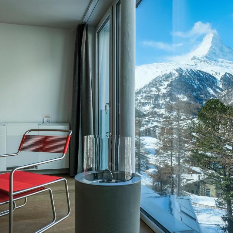 Legendär Zermatt - Ferienwohnung mit Matterhornblick und Balkon: 66 m² - 1