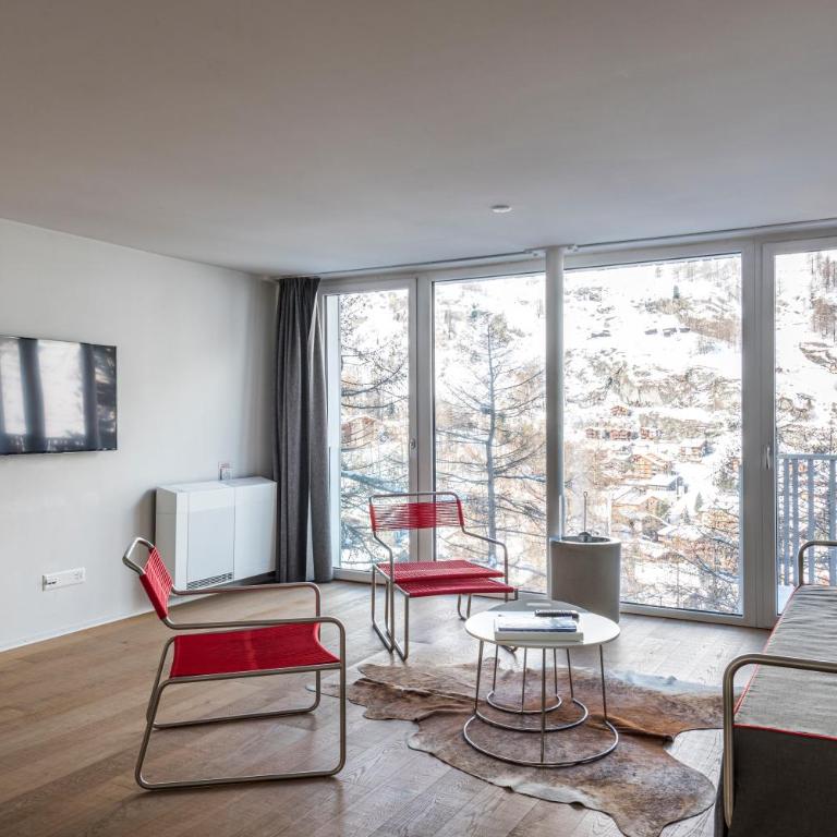 Legendär Zermatt - Ferienwohnung mit Matterhornblick und Balkon: 66 m² - 4
