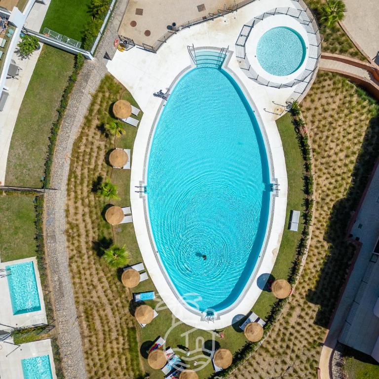 HigueronRentals Paradise Lift - Three-Bedroom Apartment - 85