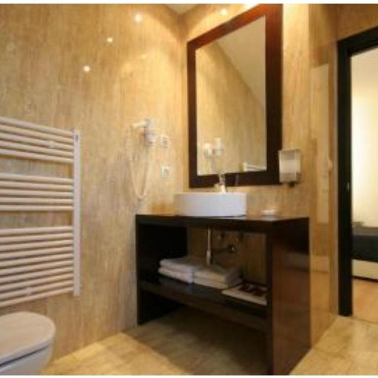 hotel asador versus - Habitación Doble con baño privado - 2 camas - 2