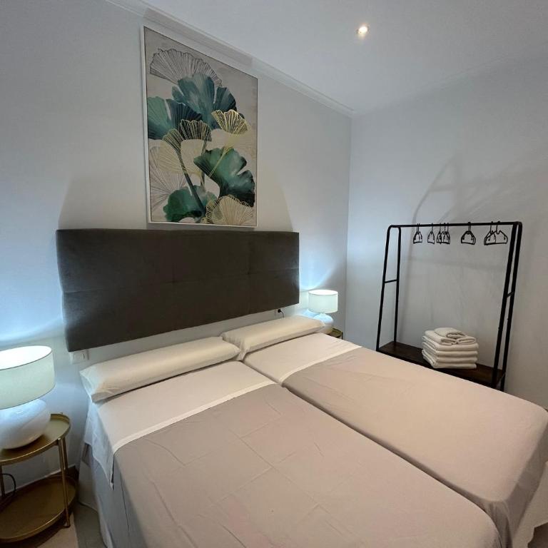 Olavide Premium Apartments - Three-Bedroom Apartment - 7