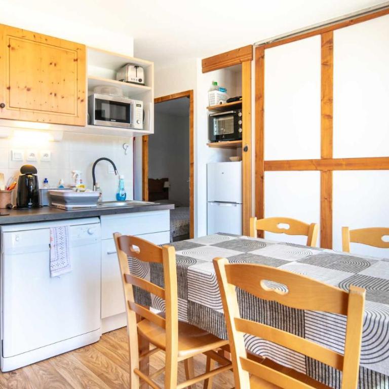 V du Bachat B02 - Appt grande terrasse 6 pers - Appartement - 3