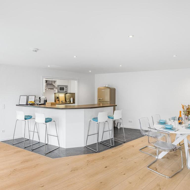PRIME - City Apartment für 6 - Neu & Modern - Apartment mit 1 Schlafzimmer - 6