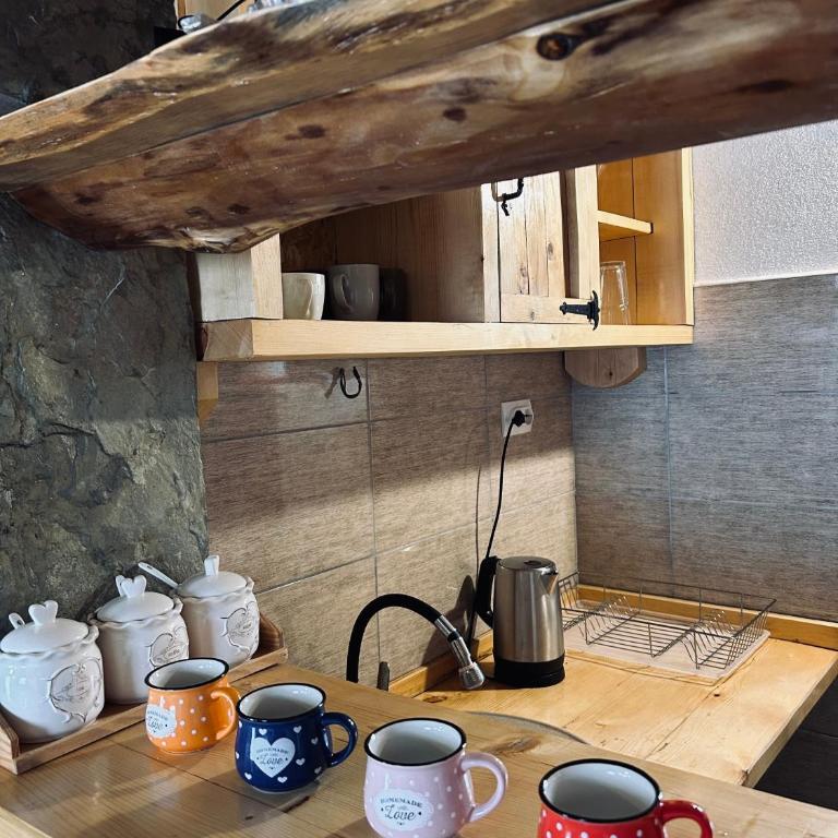 Cottage Angel - Two-Bedroom House - 9
