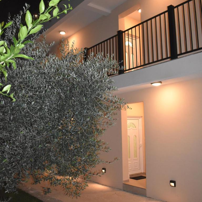 Apartments HAS - Apartment with Sea View - 11
