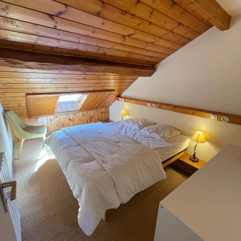 Le CHAL HEUREUX bel appartement dans vieille ferme de montagne rénovée - Appartamento - 17