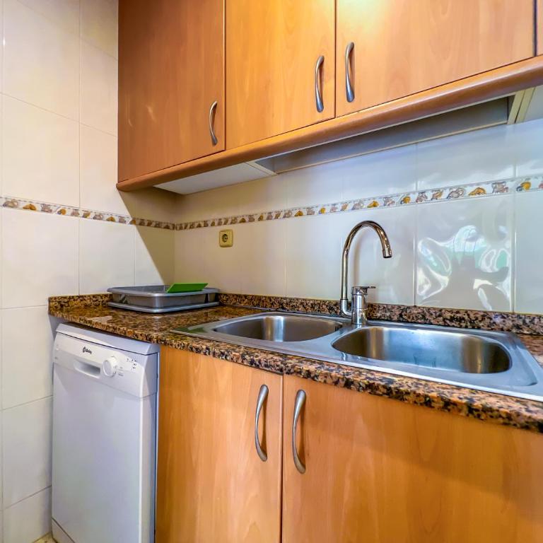 Vivalidays Elia - Fenals - LLoret de Mar - Apartment with Terrace - 12