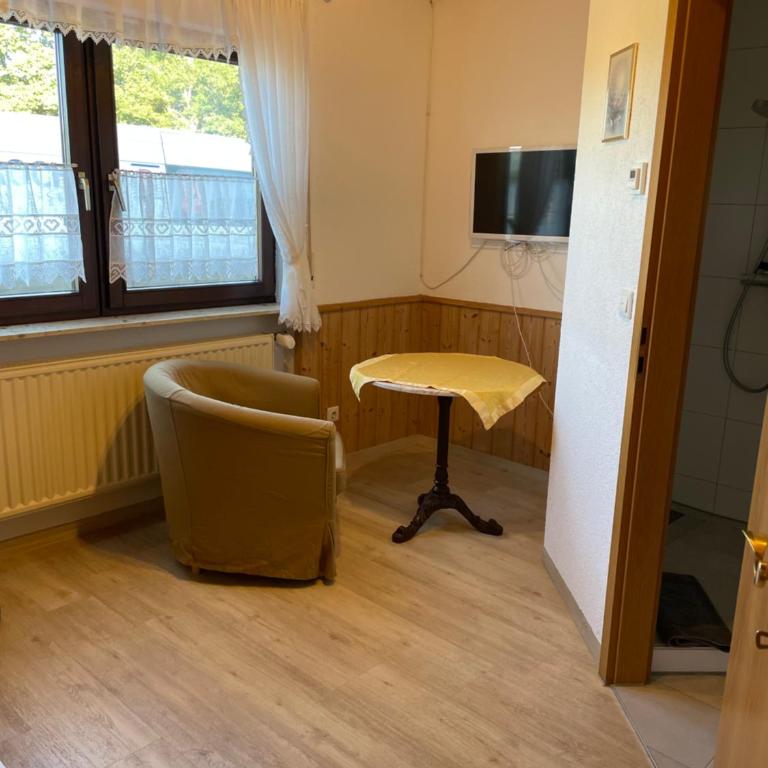 Pension am Eichenhain - Habitación Individual con baño - 2