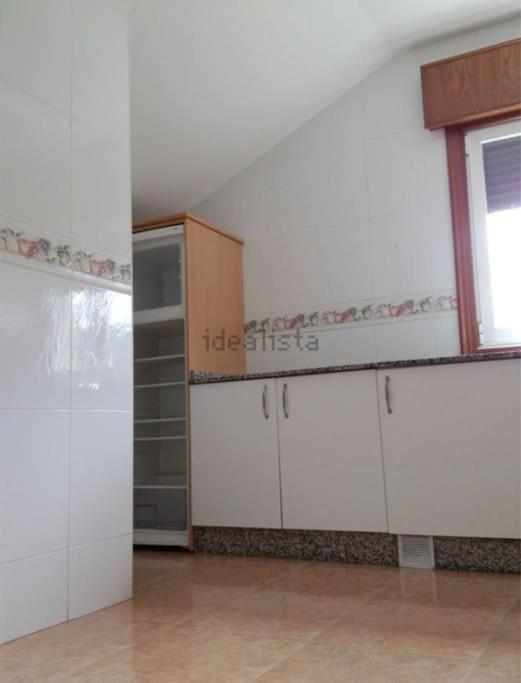 A un kilómetro de playas. - Apartamento de 2 dormitorios - 7