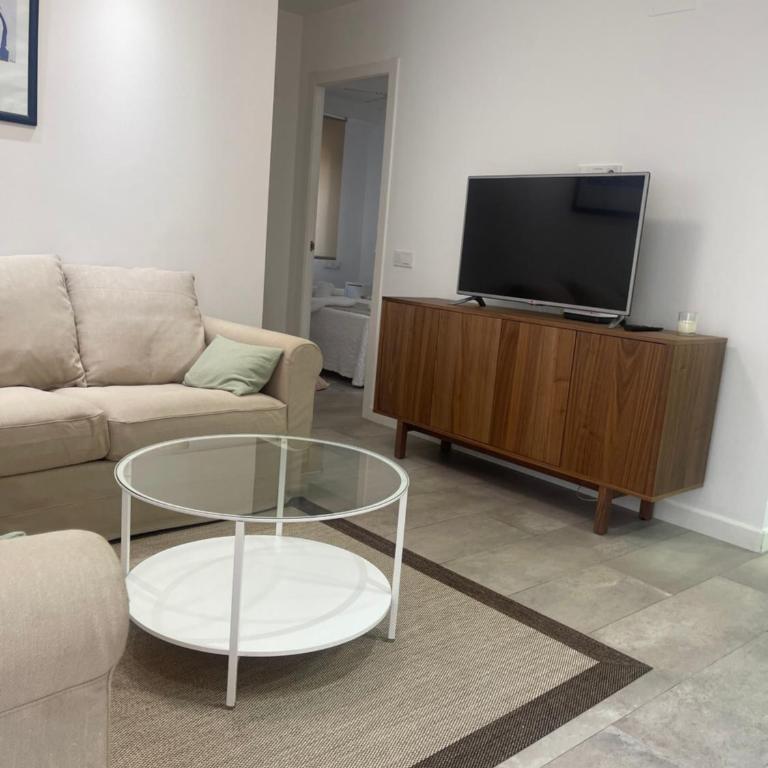 Marbella Eurobel - Two-Bedroom Apartment - 7