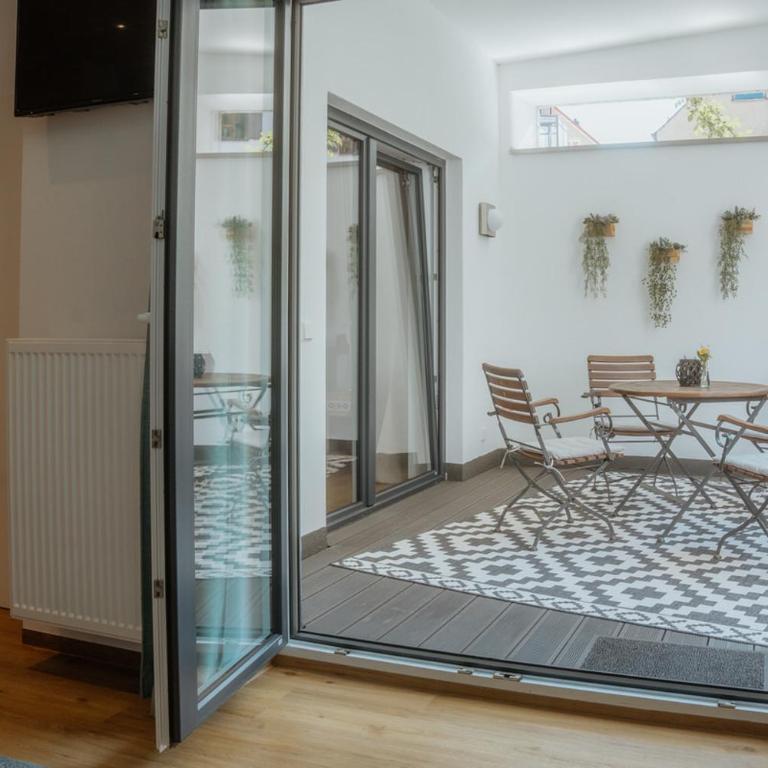 Old Town Apartments - Apartment mit Terrasse - 18