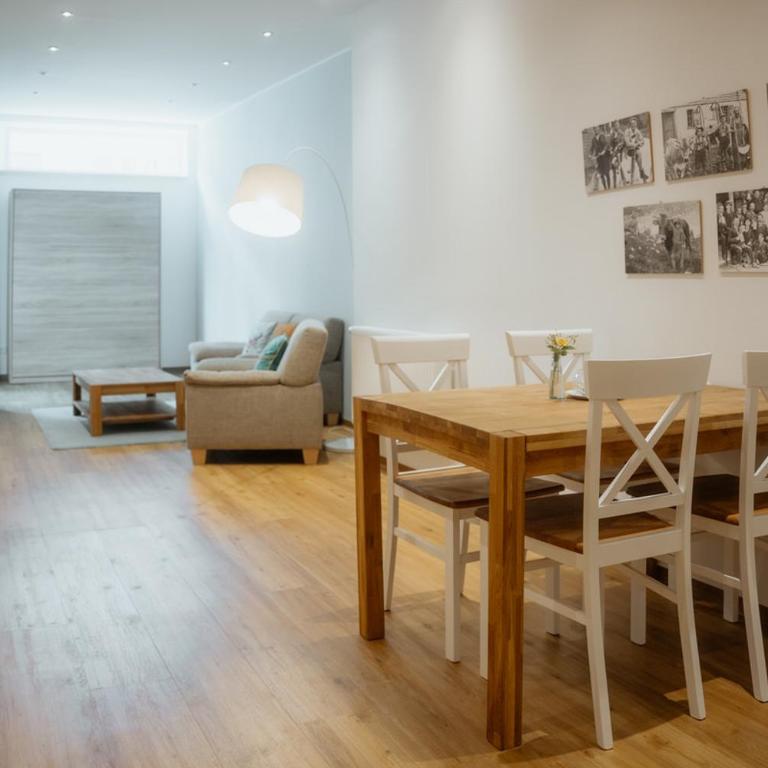 Old Town Apartments - Apartment mit Terrasse - 3
