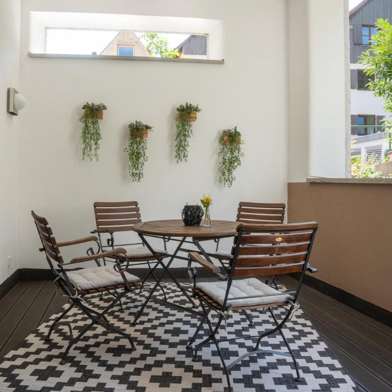 Old Town Apartments - Apartment mit Terrasse - 17