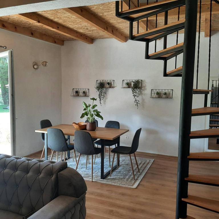 Holiday home Dani - Two-Bedroom House - 25