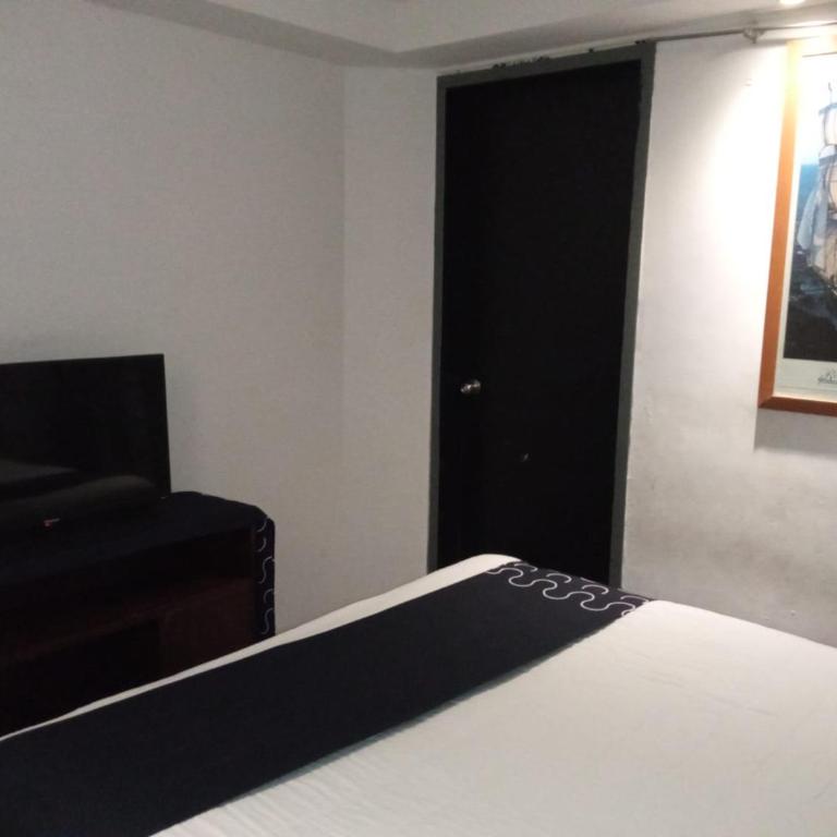 Singular Goldsmith - Economy Double Room - 3