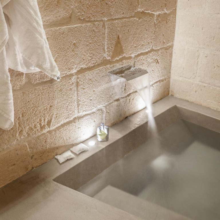 Hydria Rooms - Suite con Sauna - 15