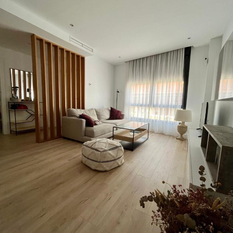 Casa con vistas y piscina privada - Casa Unifamiliar de 3 dormitorios - 10
