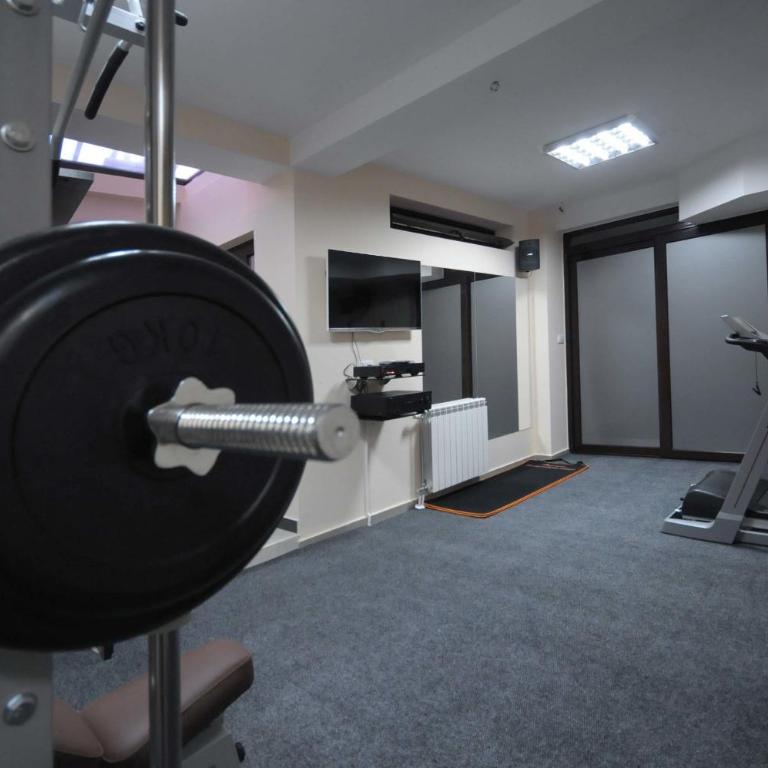 Villa Dragana with heading swimming pool and parking - Vila sa Sopstvenim Bazenom - 20