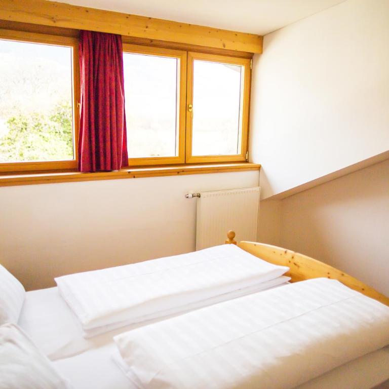 Garni Glurnserhof - Double Room with Balcony - 2