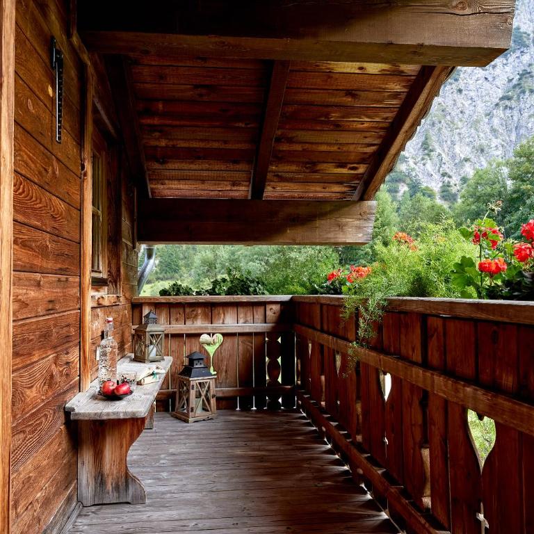 Gramai Alm alpengenuss & natur spa - Chalet - 8