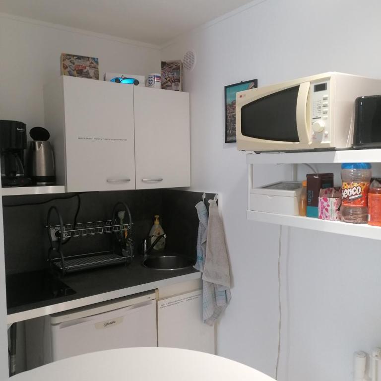 Le Petit Chalet -Appartement proche de la vieille ville , du centre ville et du Tram- PETIT DEJEUNER OFFERT - Appartement - Rez-de-Chaussée - 9
