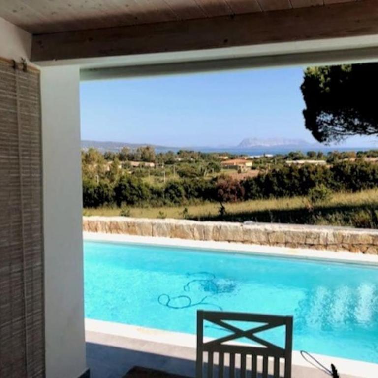 Vista mare con piscina a Budoni - Baia Sant’Anna - Casa con 2 Camere da Letto - 2