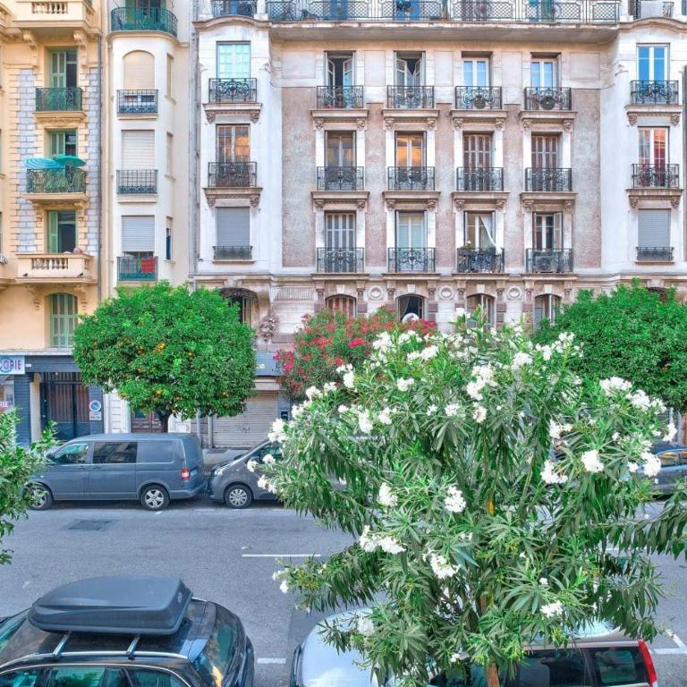 Nidusudest - Spacieux appartement - Appartement 3 Chambres - 16