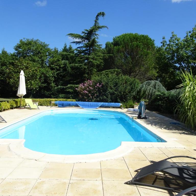 Suite privée dans spacieuse maison du Périgord, avec piscine - Doppelzimmer - 1