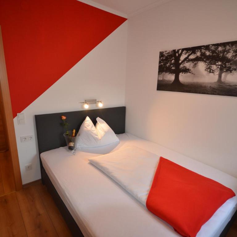 Hotel Traube - Budget Doppelzimmer - 3