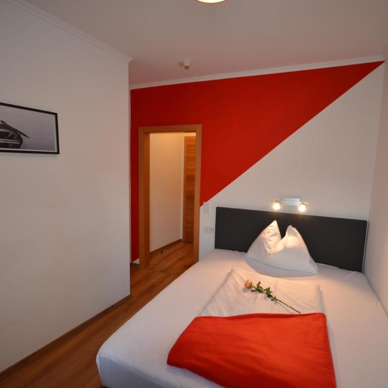 Hotel Traube - Budget Doppelzimmer - 5