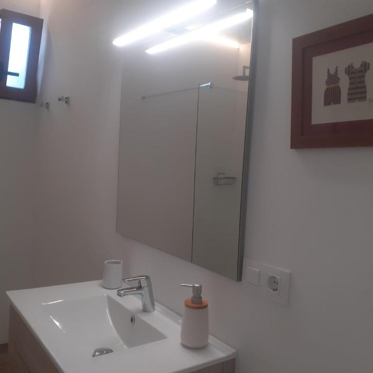 Mayarí - Three-Bedroom House - 21