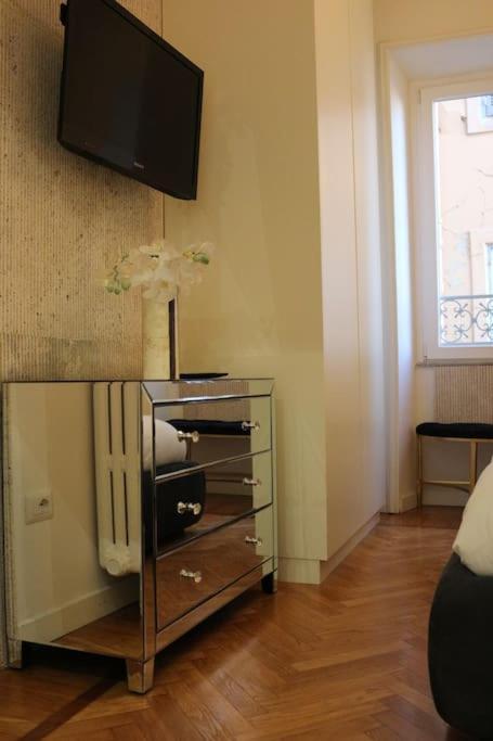 Trevi Fountain Luxury Flat - Appartamento con 2 Camere da Letto - 40