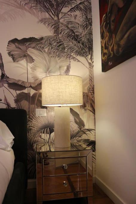 Trevi Fountain Luxury Flat - Appartamento con 2 Camere da Letto - 70