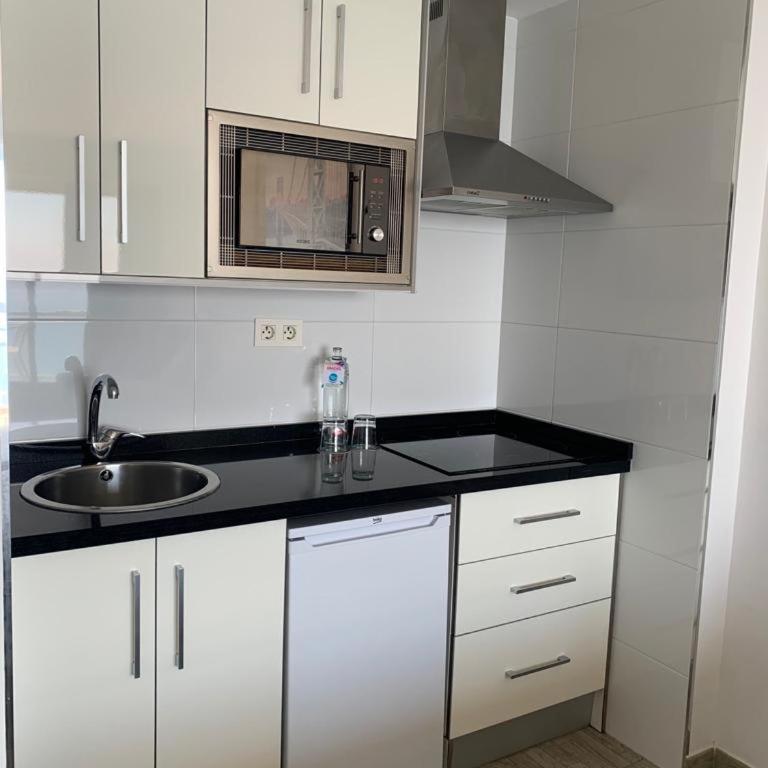 Apartamentos Chinasolymar - Apartamento Estudio con vistas al mar - 12