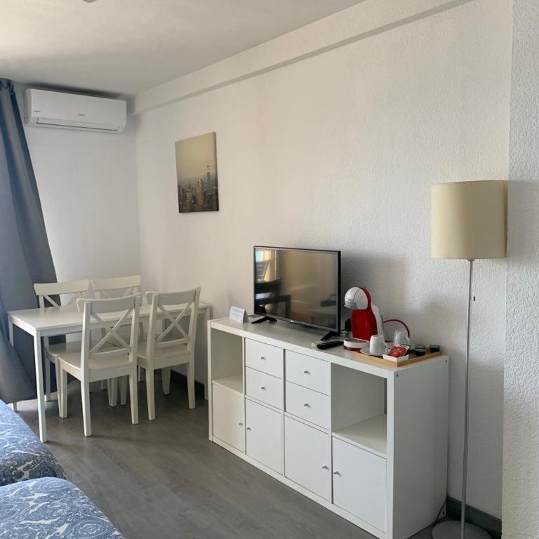 Apartamentos Chinasolymar - Apartamento Estudio con vistas al mar - 6