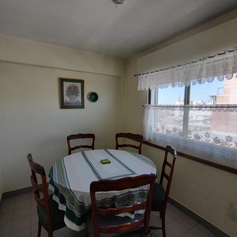 AMPLIO Y LUMINOSO - Apartamento de 1 dormitorio - 8