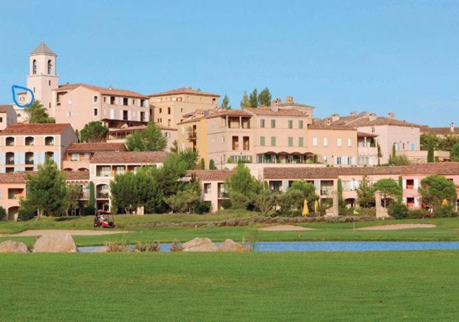 Appartement vue panoramique au domaine et golf de pont royal - Appartement 1 Chambre - 11