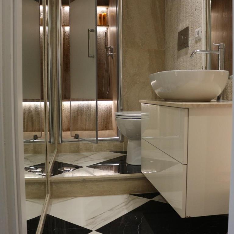 Trevi Fountain Luxury Flat - Appartamento con 2 Camere da Letto - 11