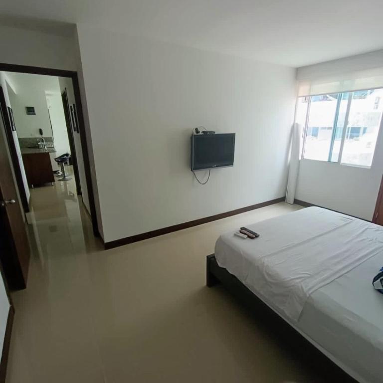 Edificio acceso directo al mar primera linea de playa 2 habitaciones - Apartamento con balcón - 19