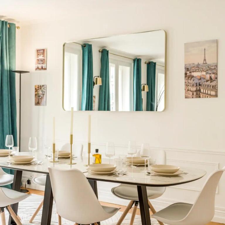 8P - 3BR Le Marais Spacious - Central - Historic Apt - Appartement 3 Chambres - 56