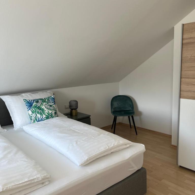 Das Bergl - Modernes Apartment mit Bergblick & Balkon nahe Wörthersee - Apartment mit Blick auf die Berge - 11