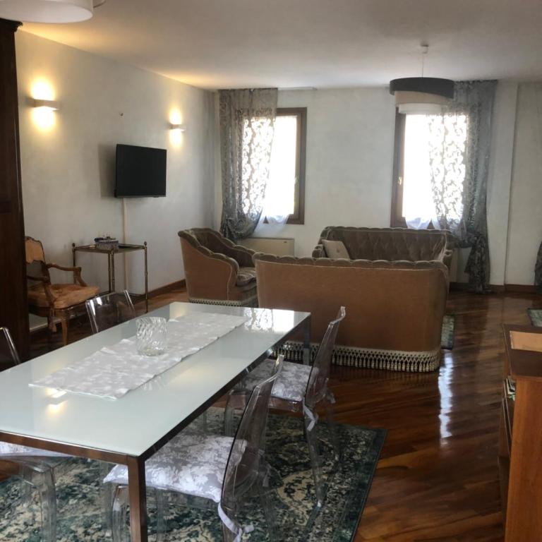 Villa Trevisi - APARTMENT-free parking - Appartamento Superior con Sauna - 7