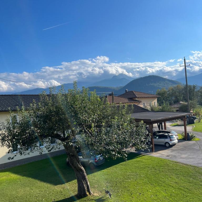 Das Bergl - Modernes Apartment mit Bergblick & Balkon nahe Wörthersee - Apartment mit Blick auf die Berge - 13