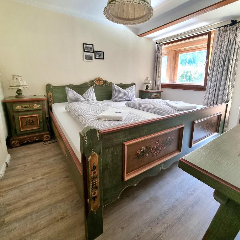 Berghotel Almagmach - Doppelzimmer mit eigenem Bad - 4