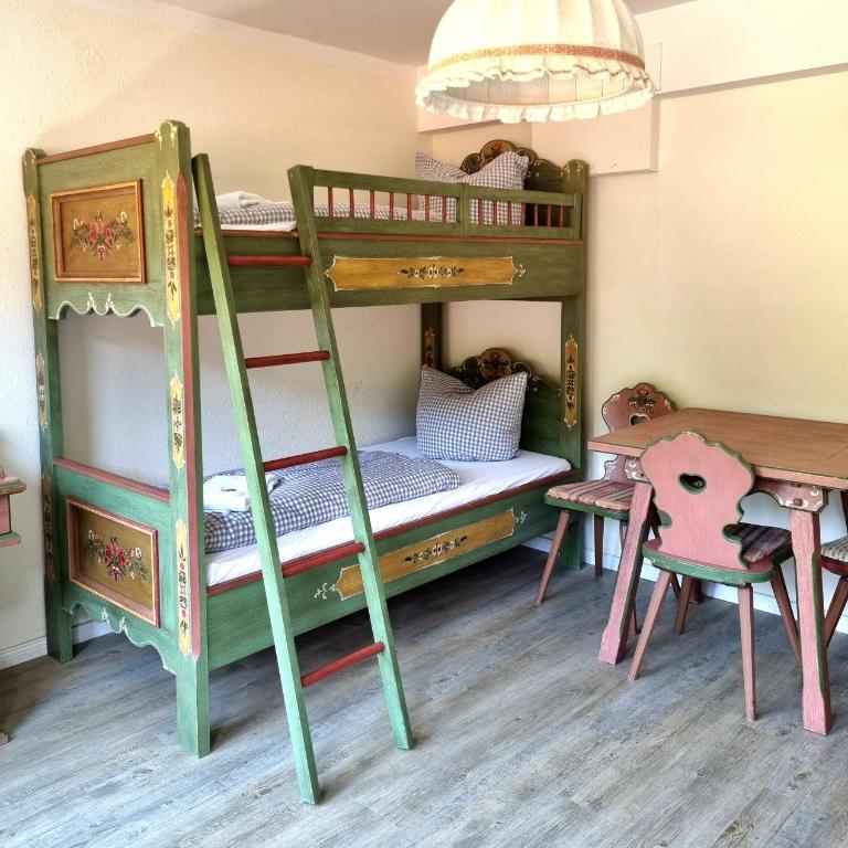 Berghotel Almagmach - Fünfbettzimmer - 3